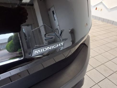 Used 2023 Nissan Rogue SV w/ SV Premium B Package FWD image 21