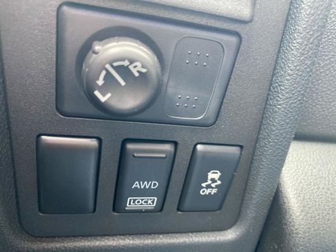 Used 2013 Nissan Rogue S w/ Special Edition Pkg AWD/4WD image 18