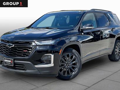 Used 2023 Chevrolet Traverse RS