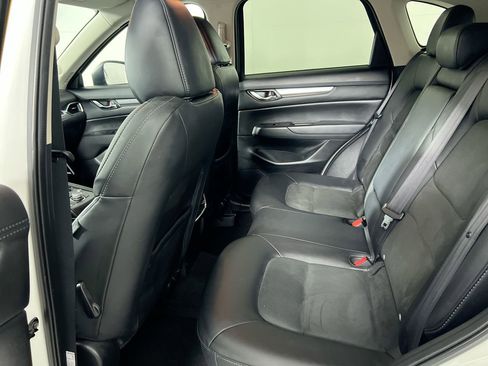 Used 2021 MAZDA CX-5 Touring image 26