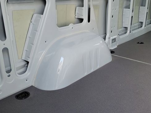 Used 2025 Mercedes-Benz Sprinter 2500 image 12
