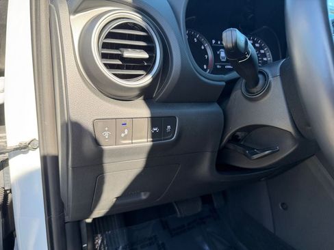 Used 2021 Hyundai Kona SEL w/ Cargo Package AWD/4WD image 19