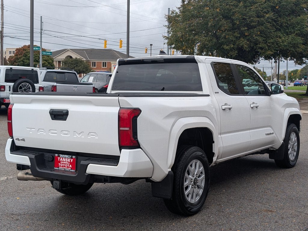 Certified 2025 Toyota Tacoma SR5 AWD/4WD image 7