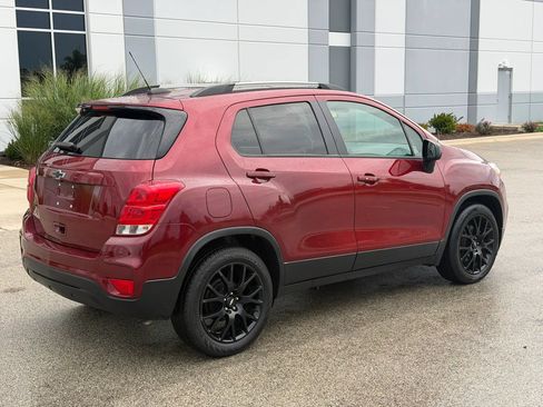 Used 2021 Chevrolet Trax LT w/ Sport Edition FWD image 5