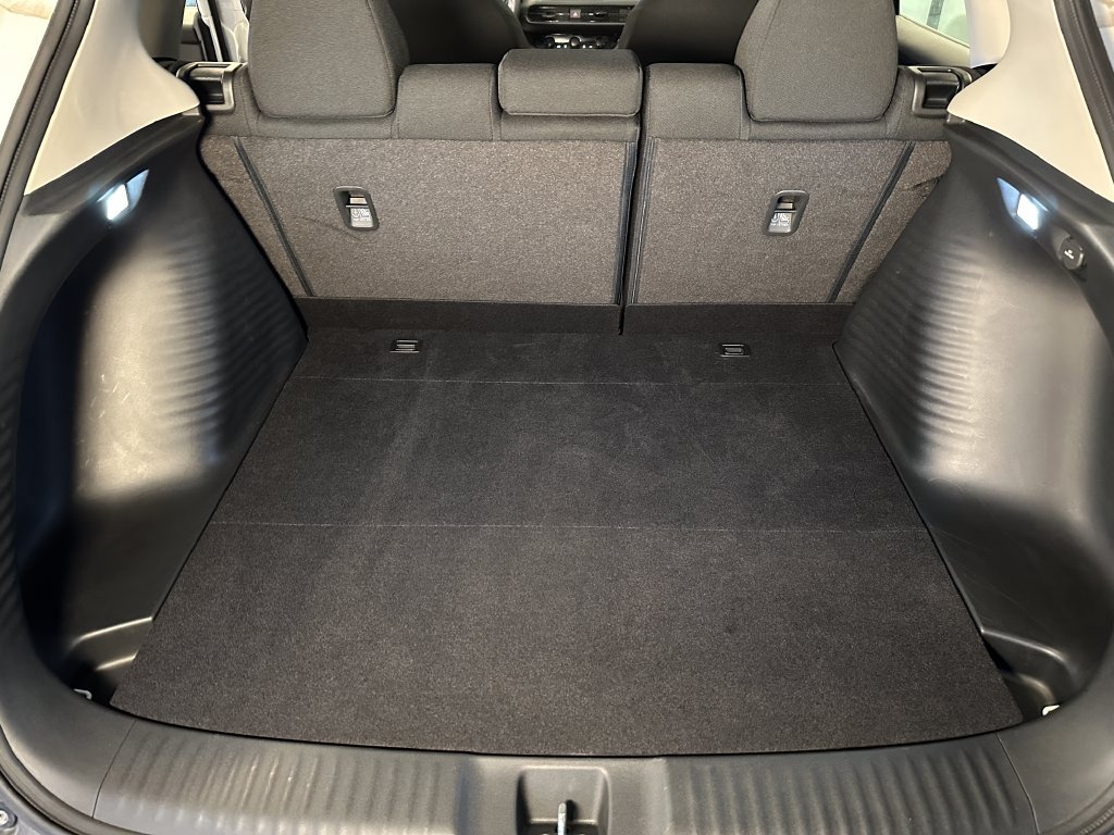 Used 2023 Honda HR-V LX image 21
