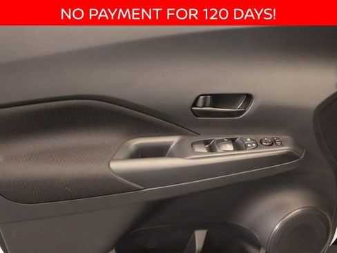 New 2025 Nissan Kicks Play S image 7