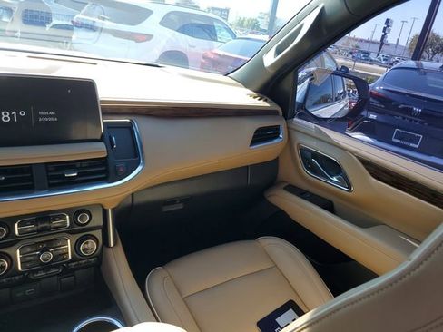 Used 2023 Chevrolet Tahoe Premier image 13