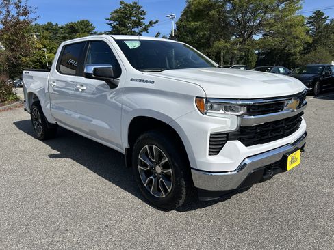 Used 2022 Chevrolet Silverado 1500 LT image 3