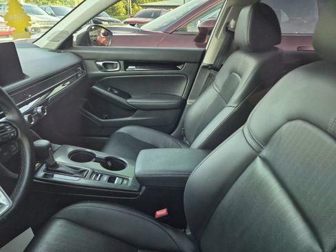 Used 2024 Honda Civic Touring image 5