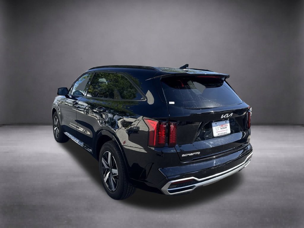 Used 2023 Kia Sorento S FWD image 7