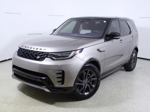 Used 2023 Land Rover Discovery S R-Dynamic image 1