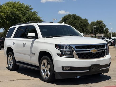Used 2015 Chevrolet Tahoe LT w/ Luxury Package RWD image 9
