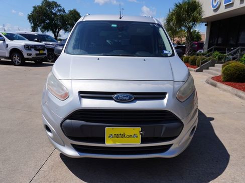 Used 2017 Ford Transit Connect XLT FWD image 2