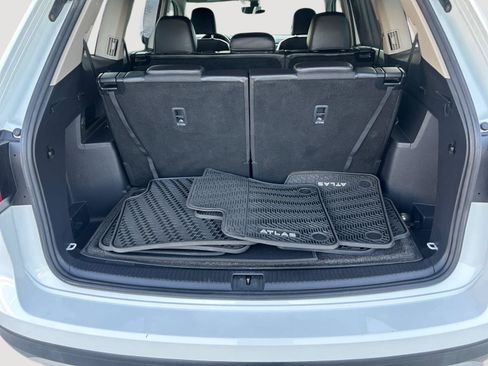 Used 2019 Volkswagen Atlas SE w/ Towing Package AWD/4WD image 14