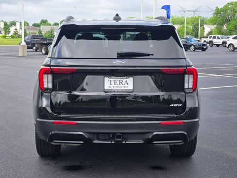 Certified 2025 Ford Explorer ST-Line w/ ST-Line Street Pack AWD/4WD image 15