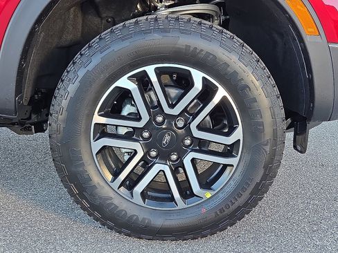 New 2025 Ford Ranger Lariat w/ FX4 Off-Road Package image 7