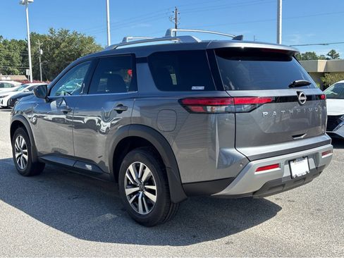 New 2026 Nissan Pathfinder SL image 31