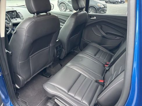 Used 2019 Ford Escape SEL image 19