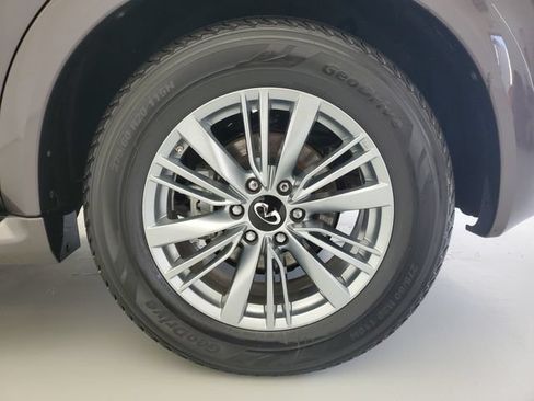 Used 2024 INFINITI QX80 Luxe AWD/4WD image 13