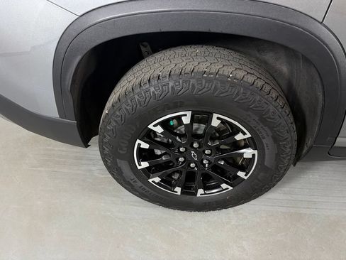 Certified 2025 Chevrolet Traverse Z71 AWD/4WD image 13