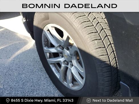 Used 2020 Chevrolet Silverado 1500 LT w/ LT Value Package image 16