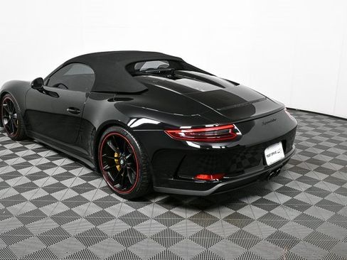 Used 2019 Porsche 911 Speedster image 3