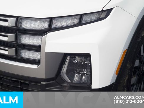 Certified 2025 Hyundai Santa Cruz SEL image 10