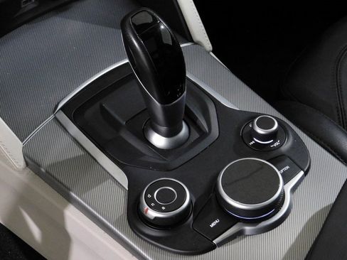 Used 2019 Alfa Romeo Stelvio Ti Sport w/ Quick Order Package 22S Sport image 65