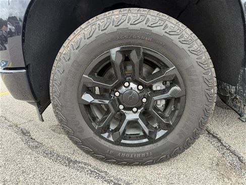 Certified 2022 Chevrolet Silverado 1500 RST image 6