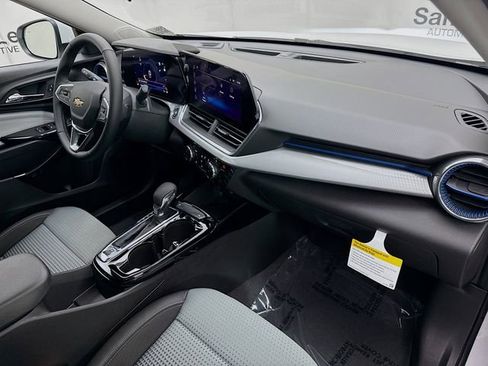 New 2026 Chevrolet Trax LT w/ Driver Confidence Package image 29