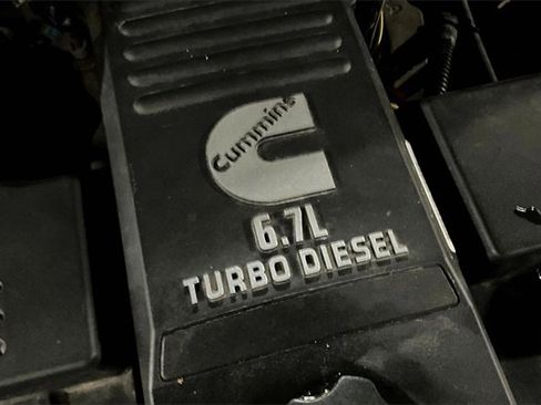 Used 2017 RAM 3500 Laramie image 29