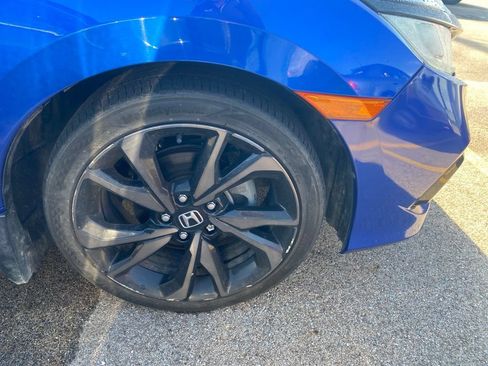 Used 2019 Honda Civic Sport image 4