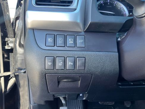 Used 2018 Toyota Highlander Limited Platinum image 19