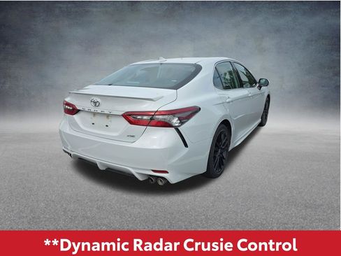 Used 2023 Toyota Camry XSE FWD image 6