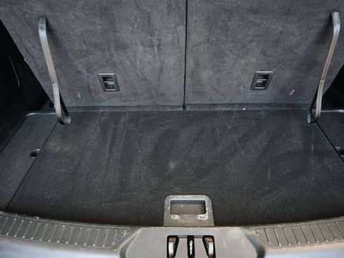 Used 2023 Ford Explorer XLT w/ Equipment Group 202A AWD/4WD image 20
