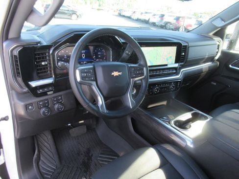 Used 2024 Chevrolet Silverado 2500 LTZ w/ LTZ Plus Package image 16