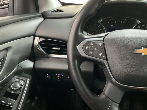 Used 2020 Chevrolet Traverse LT FWD image 19