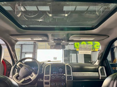 Used 2017 Ford F350 Lariat w/ Lariat Ultimate Package image 27