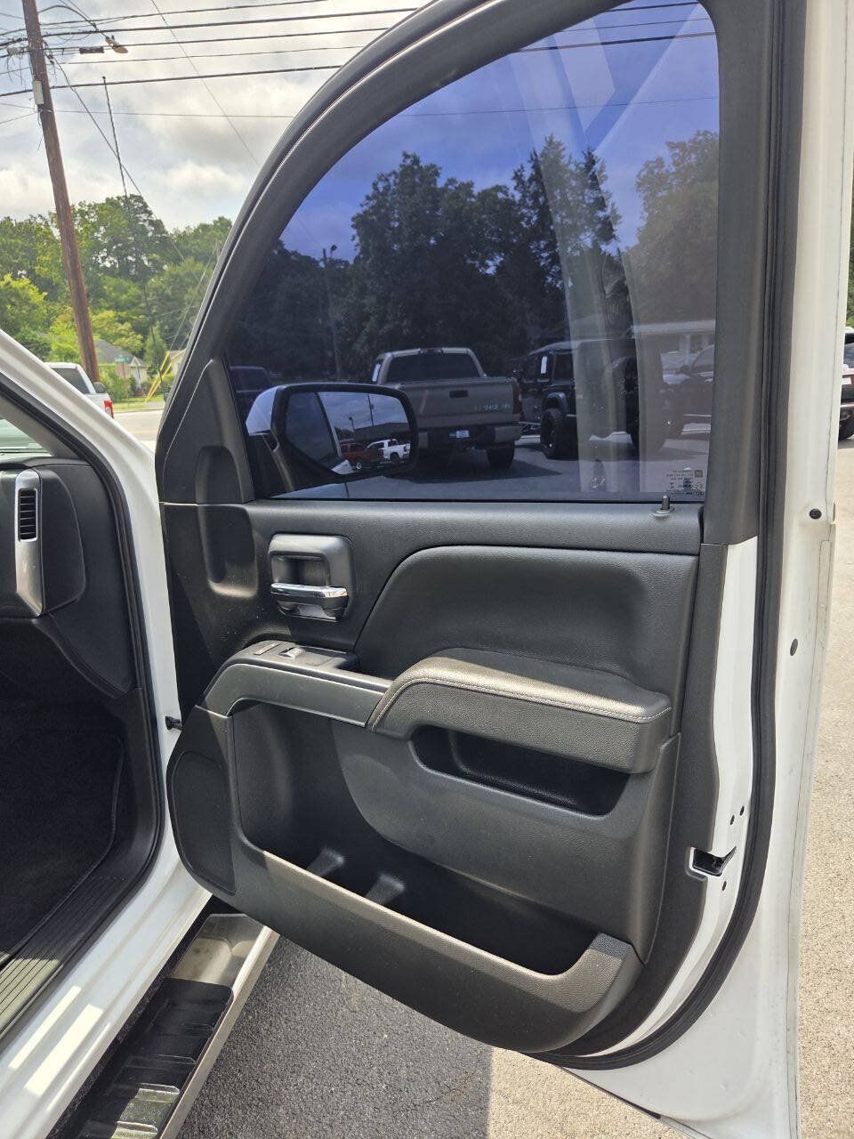 Used 2018 Chevrolet Silverado 1500 LT w/ LT Eassist Package RWD image 20
