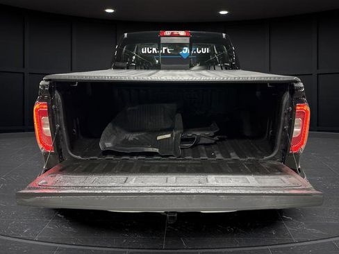 Used 2018 GMC Sierra 1500 SLT image 38