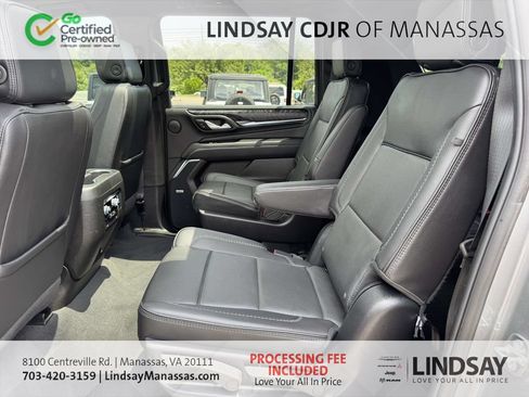 Used 2024 GMC Yukon XL Denali AWD/4WD image 22
