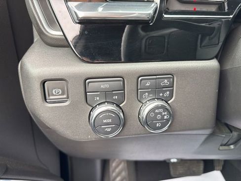 Certified 2024 GMC Sierra 1500 SLT AWD/4WD image 22