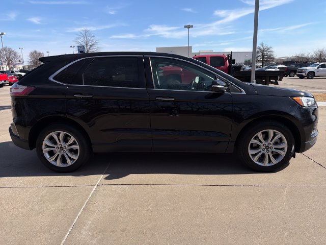 Used 2024 Ford Edge Titanium AWD/4WD image 6