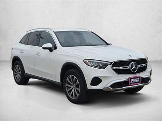 Used 2024 Mercedes-Benz GLC 300 4MATIC video 3