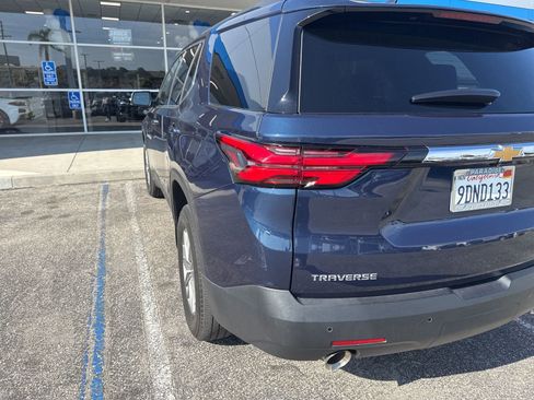 Used 2023 Chevrolet Traverse LT image 6