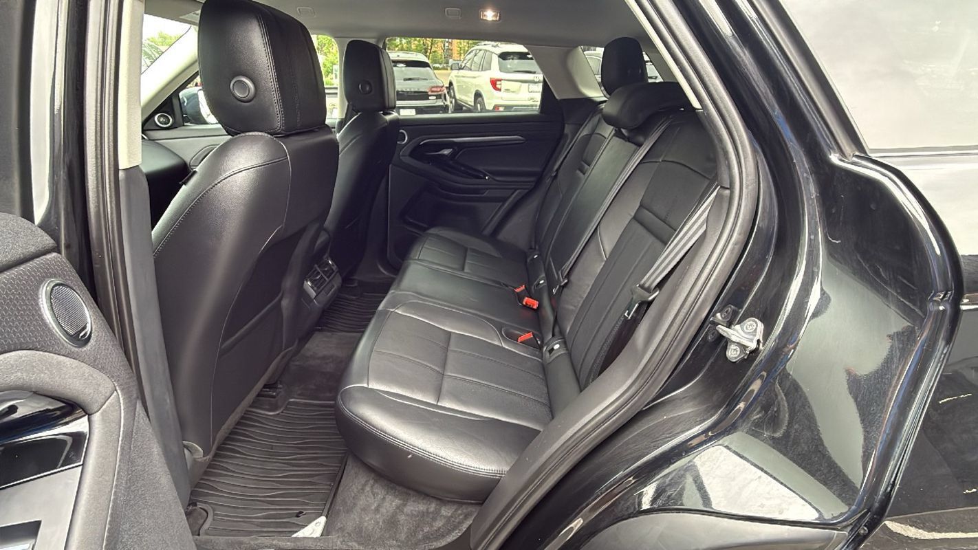 Used 2020 Land Rover Range Rover Evoque S AWD/4WD image 12