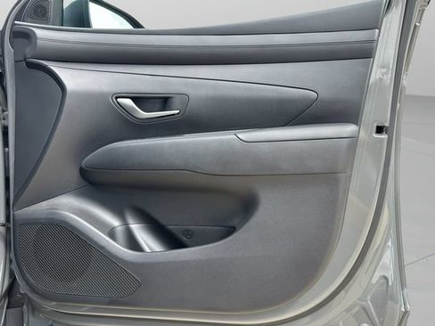 Used 2025 Hyundai Tucson SE FWD image 31