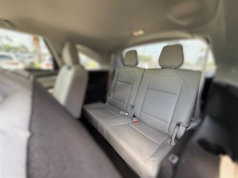 Used 2017 Acura MDX FWD image 13