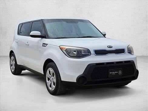 Used 2015 Kia Soul FWD image 3