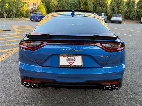Used 2020 Kia Stinger GT-Line w/ Sun & Sound Package RWD image 10